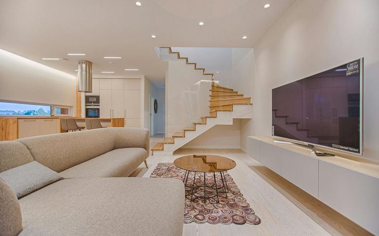 gallery4
